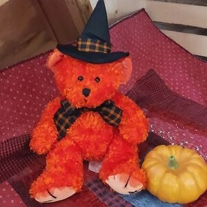 HOCUS THE HALLOWEEN BEAR BY RUSS BERRIE & CO.